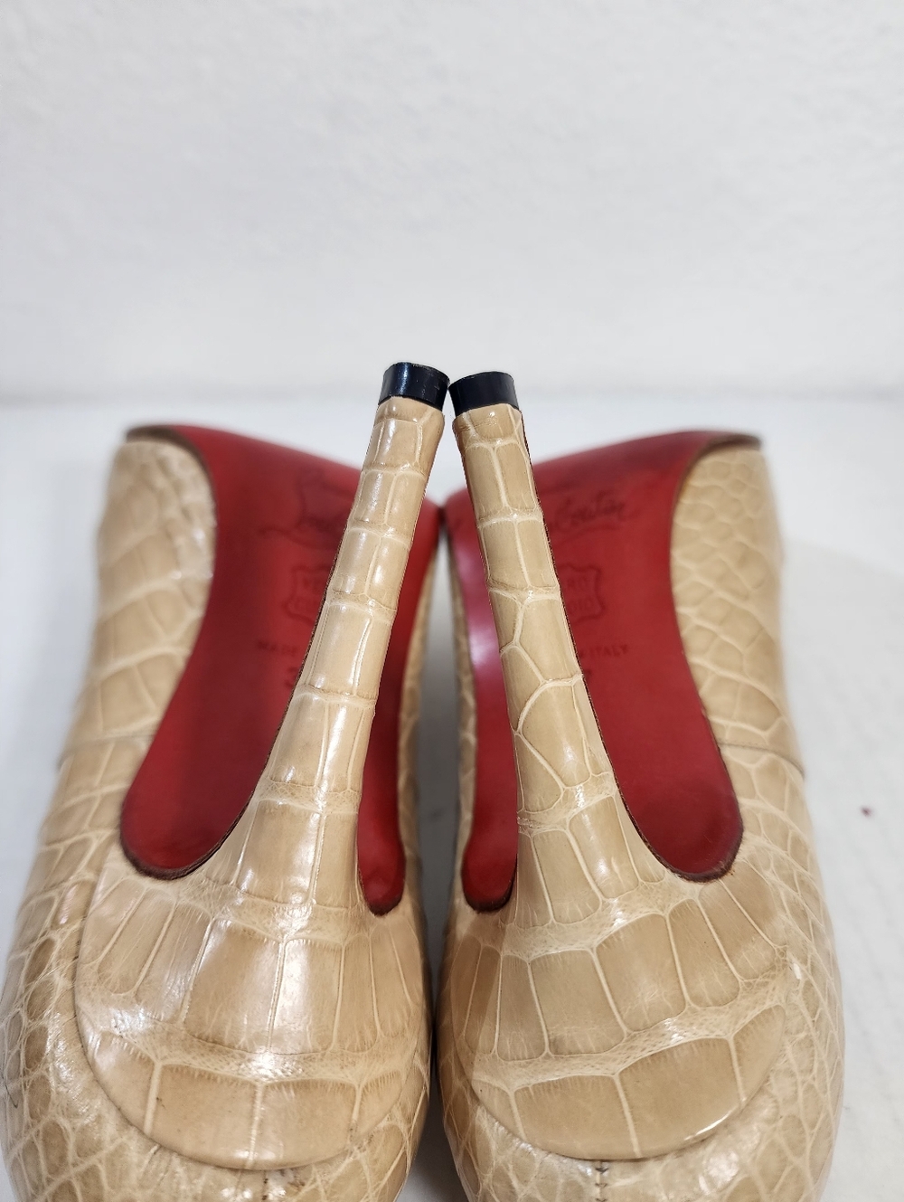 Christian Louboutin Vintage Nude Embossed Leather Cap Toe Pumps Heels EU 37 - Picture 10 of 14